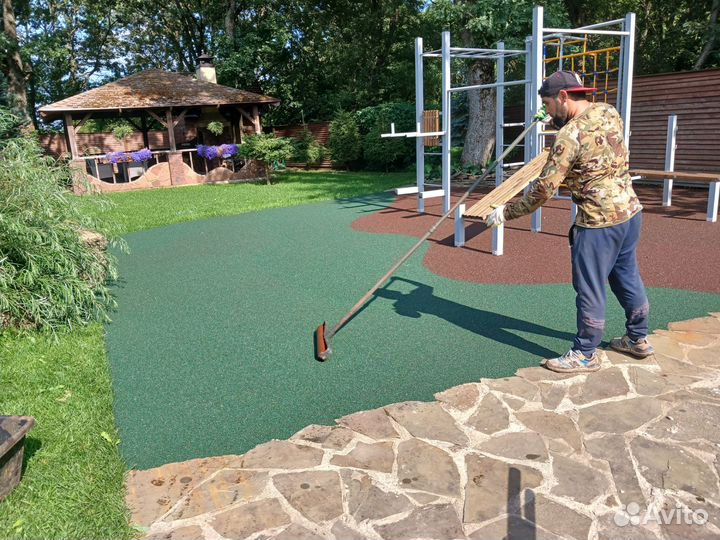 Установка резиновое покрытие для детских площадок