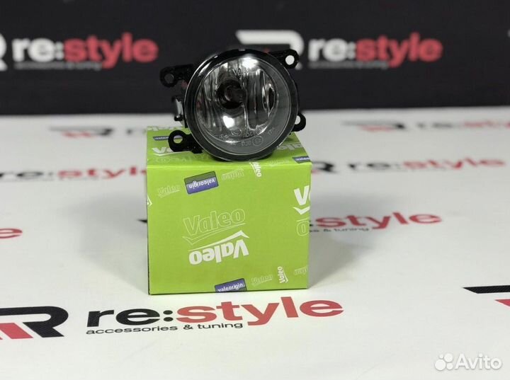 Туманка Suzuki Левая Valeo