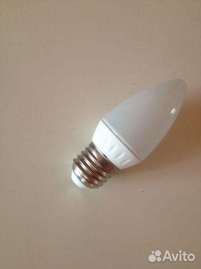 Светильник настольный