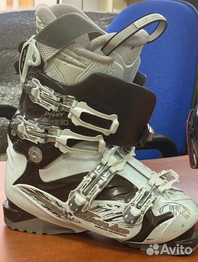 Горнолыжные ботинки 38