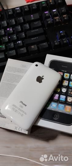 iPhone 3GS, 16 ГБ