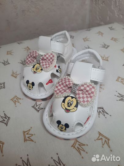 Сандалики для девочки