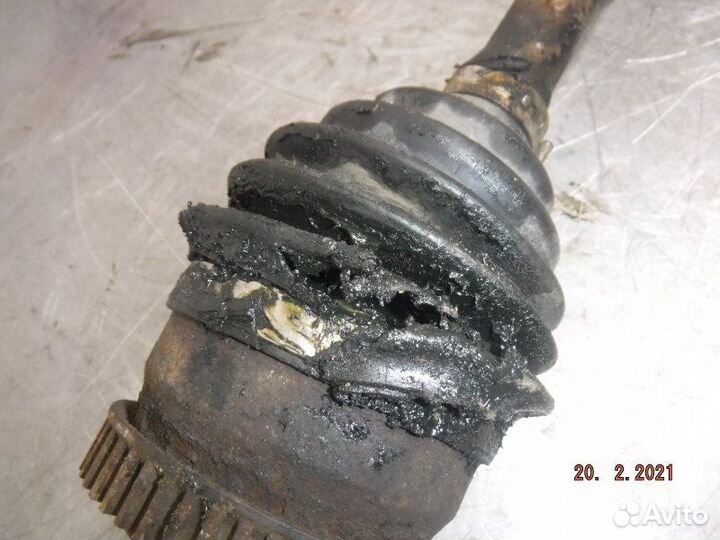 Привод передний правый Kia Sportage 2 G4GC 2009