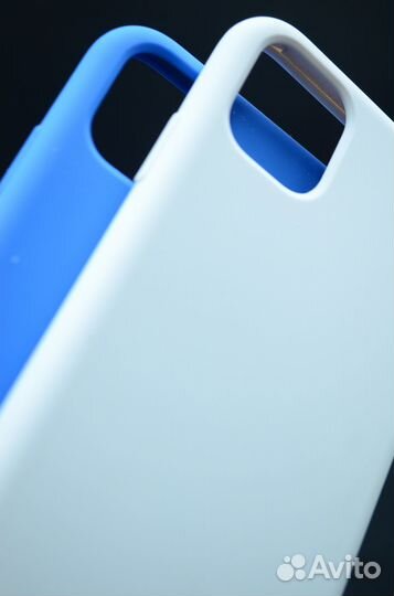 Силиконовый чехол на iPhone 11