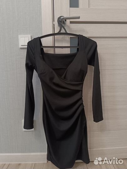 Коктейльное платье 44р