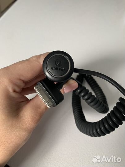 Зарядное устройство на iPhone 4