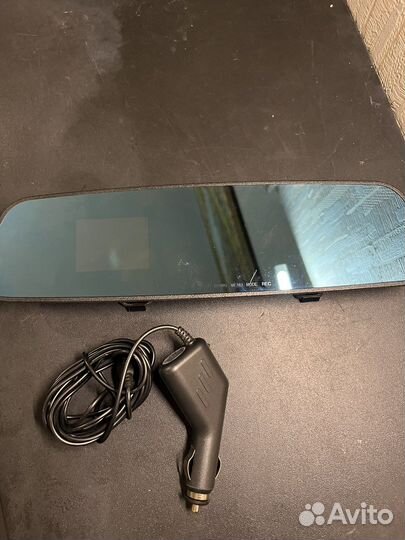 Заркало-видеорегистратор