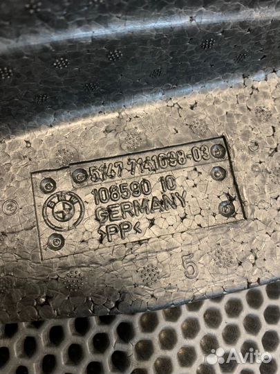 Уплотнитель Bmw 335 Xi E92 N54 2007