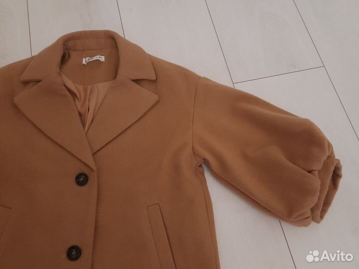 Пальто на девочку 6 лет