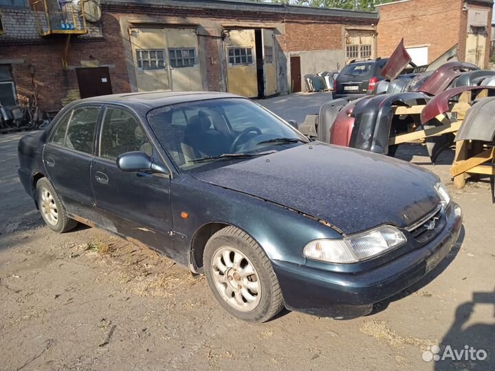Капот Hyundai Sonata 1995 год 1.8