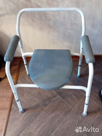 Стул для инвалидов