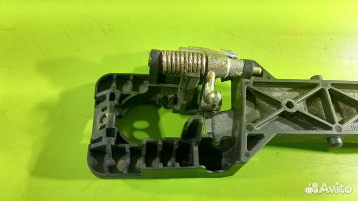 Кронштейн ручки для Kia Ceed 2007-2012