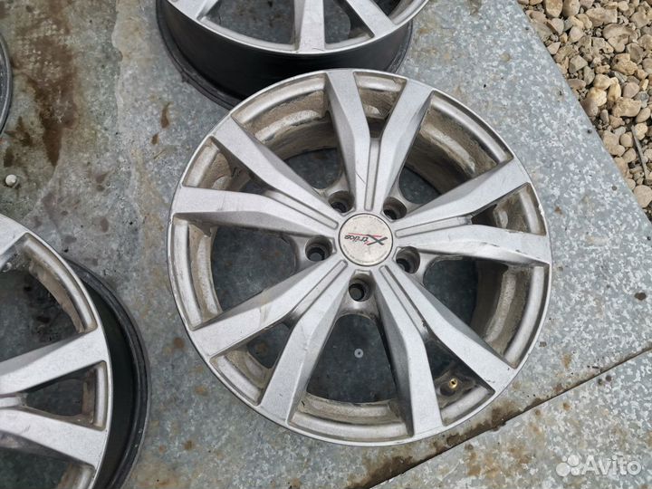 Комплект литых дисков R16 5/110