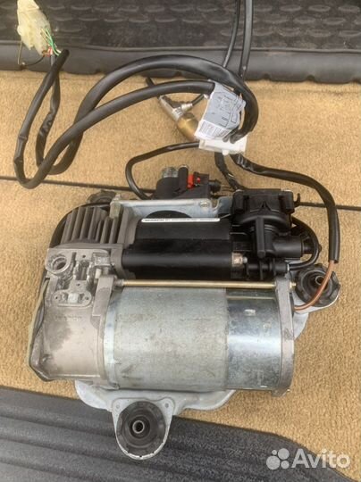 Пневмокомпрессор Range Rover L322