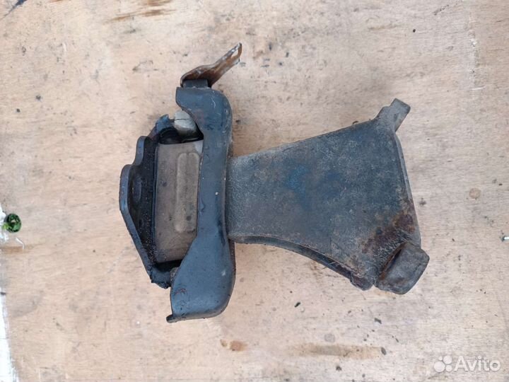 Подушки двигателя R и L Toyota LC Prado 90