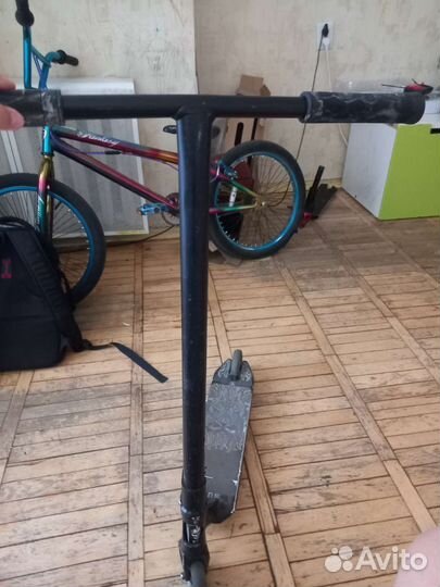 Трюковой самокат кастом парк