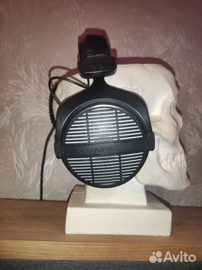 Наушники Beyerdynamic DT 990 PRO 250 Ohm
