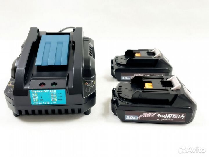 Аккумулятор Макита 18 вольт 3 Ah х 2 и Зарядка