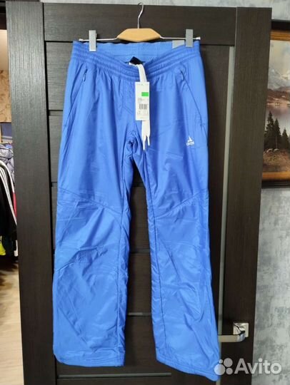 Women hiking windfleece pants
