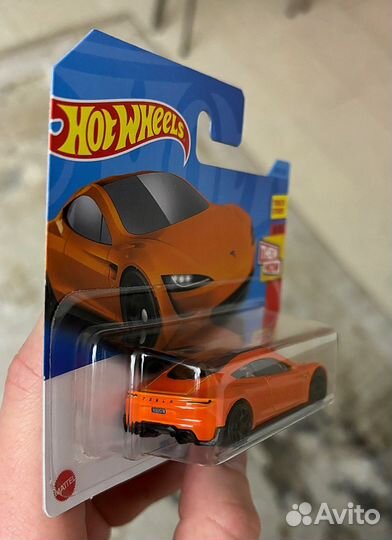 Hot wheels 