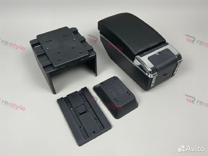 Бардачок подлокотник LADA Priora S2369