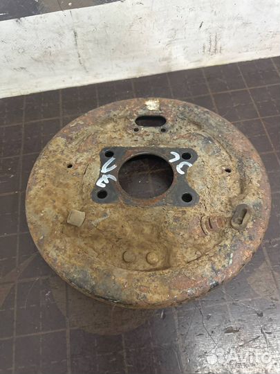 Пыльник тормозного барабана Hyundai Elantra XD