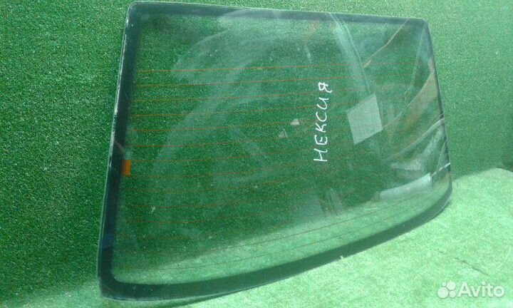 Стекло кузовное глухое заднее Daewoo Nexia L32