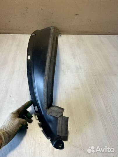 Подкрылок передний левый Chevrolet Niva 2020