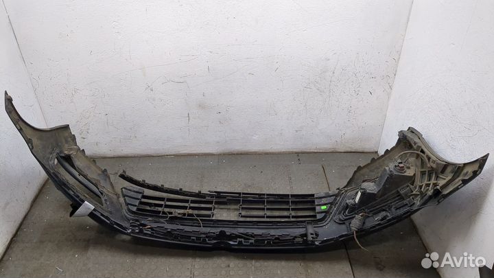 Бампер передний Volkswagen Golf 7, 2015