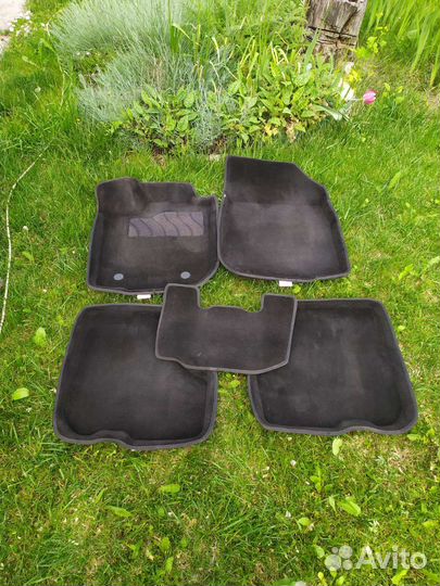 Ворсовые ковры с бортами