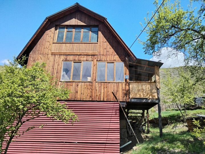 Дом 72 м² на участке 8,9 сот.