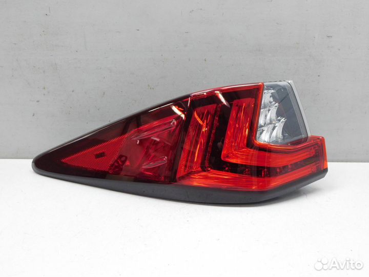 Фонарь задний наружный левый Lexus RX200t/RX300/RX
