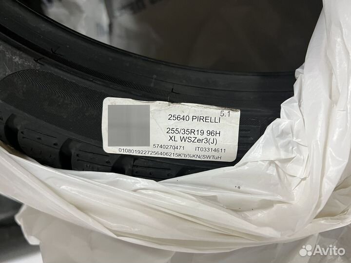 Pirelli Winter Sottozero 3 255/35 R19 и 225/40 R19 96H