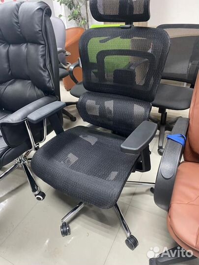Компьютерное кресло новое эргономичное