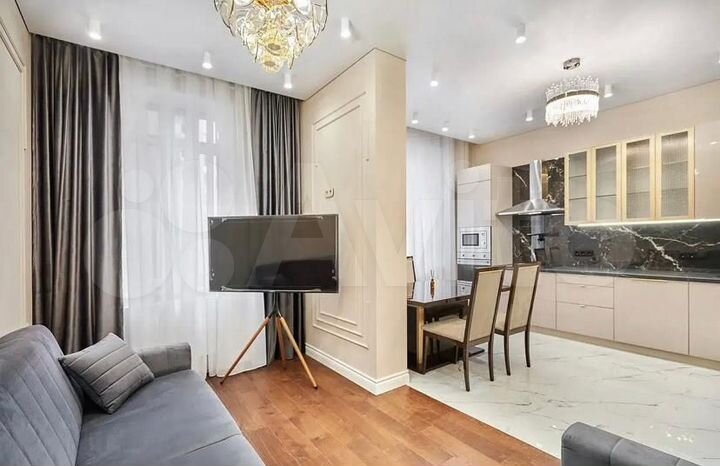 2-к. квартира, 80 м², 10/14 эт.