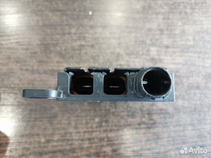 Распределитель тока B+ передний Bmw 5-Series F10