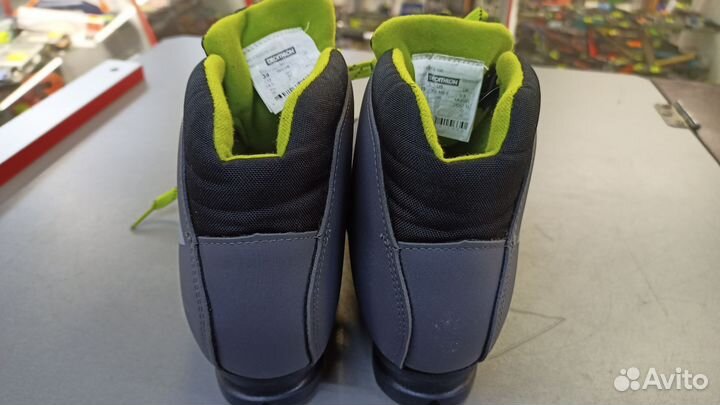 Ботинки для беговых лыж 39 размер inovik