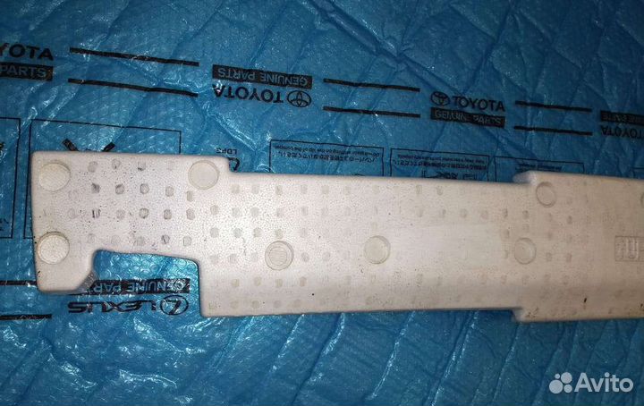 Наполнитель заднего бампера Камри 40 б/у