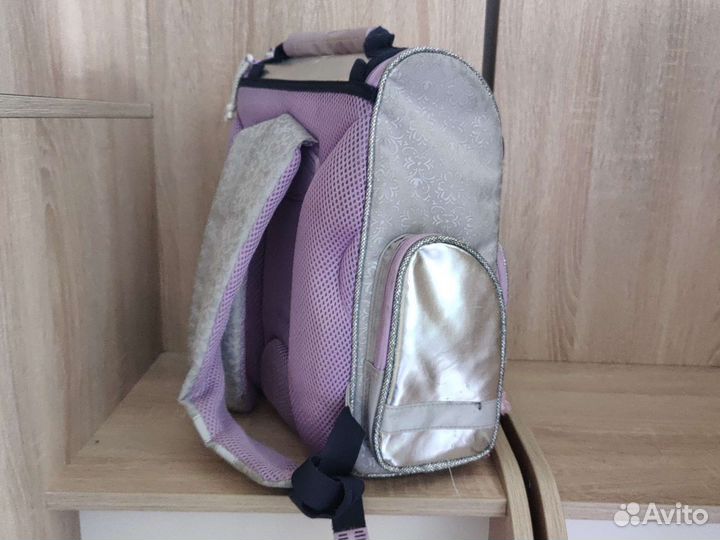 Школьный ранец, рюкзак