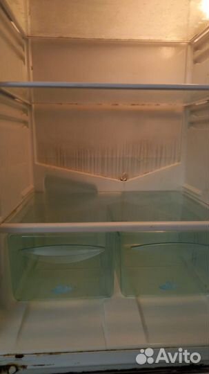 Холодильник stinol