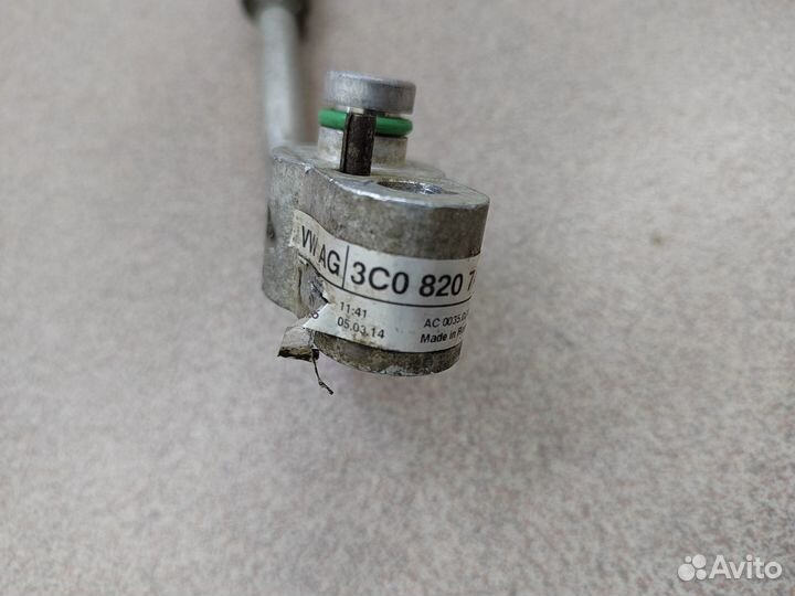 Трубка кондиционера VW Passat B7 1,4 3C0820741AJ