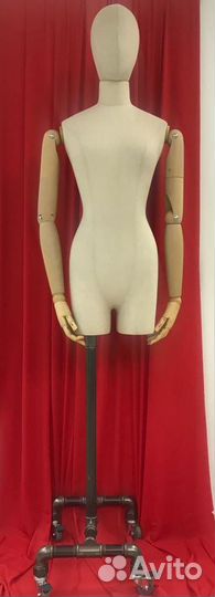 Манекен женский