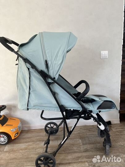 Коляска прогулочная MOWbaby