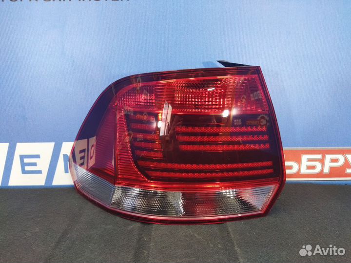 Фонарь левый Volkswagen Polo sedan 5 2010