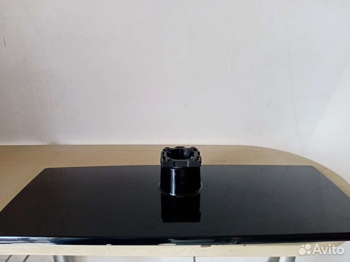 Подставка под телевизор