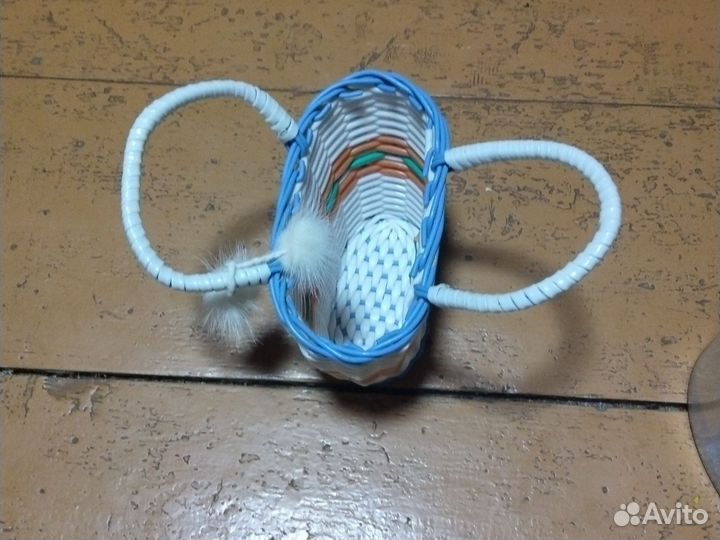 Корзинка плетенная маленькая