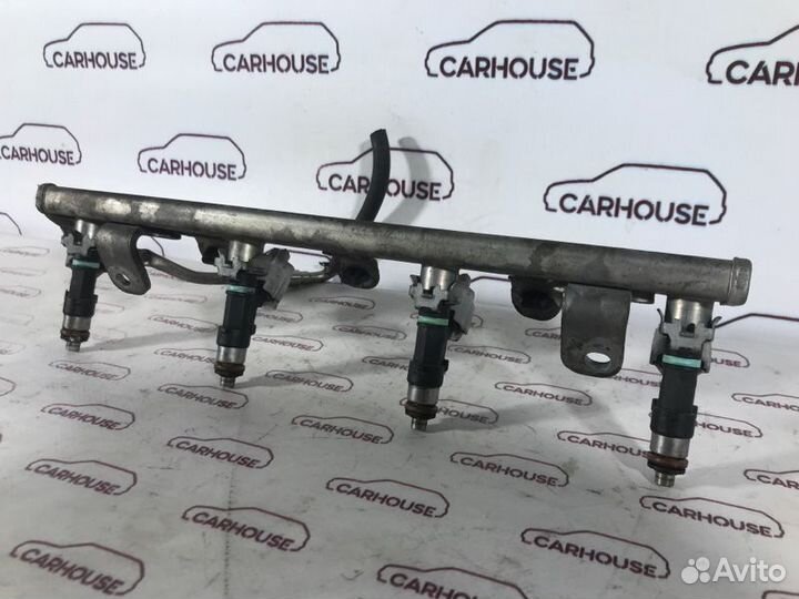 Рампа с форсунками Nissan X-Trail QR25DE