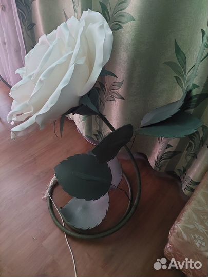 Лампа цветок