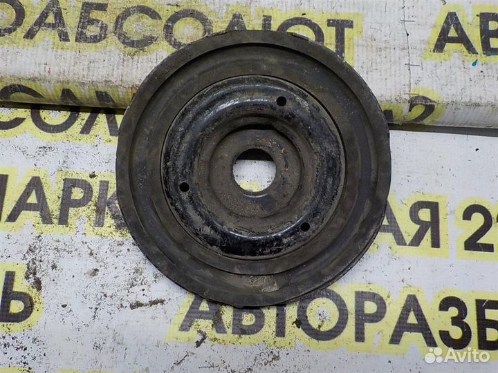 Опора передней пружины верхняя Nissan Primera (P1