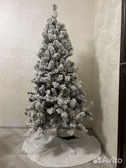 Елка новогодняя
